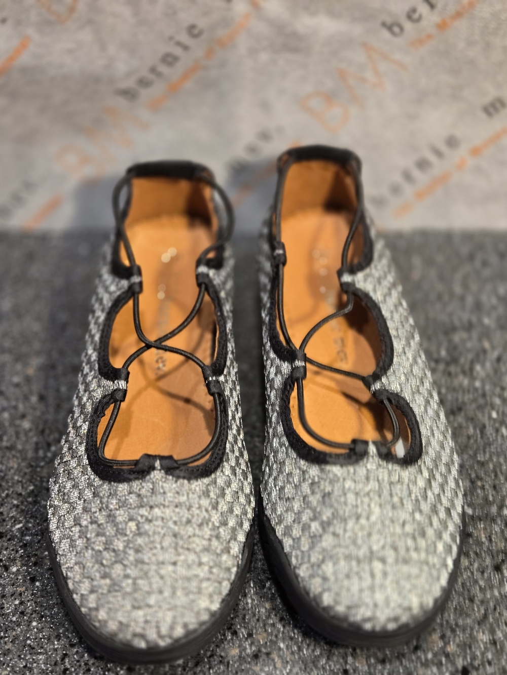 Comfortable Women's Bernie Mev Rigged Connect Flats In Pewter - Picture 2 of 8